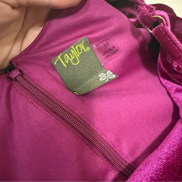 Taylor Velvet Pink Slip Dress with Elegant Draped Neck Women’s Size 16 - Picture 7 of 10